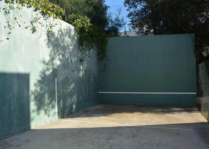 Villa Med A 2 Kilometros Andando De La Playa, Del Puerto De Aguadoc Y A 4 Del Centro De Muy Soleada Todo El Dia Capacidad Superior A 16 Personas No Requiere Coche *