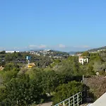 Med A 2 Kilometros Andando De La Playa, Del Puerto De Aguadoç Y A 4 Del Centro De Muy Soleada Todo El Dia Capacidad Superior A 16 Personas No Requiere Coche Villa Sitges