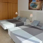 Med A 2 Kilometros Andando De La Playa, Del Puerto De Aguadoç Y A 4 Del Centro De Muy Soleada Todo El Dia Capacidad Superior A 16 Personas No Requiere Coche Villa