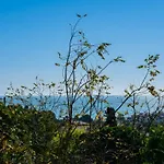 Villa Med A 2 Kilometros Andando De La Playa, Del Puerto De Aguadoç Y A 4 Del Centro De Muy Soleada Todo El Dia Capacidad Superior A 16 Personas No Requiere Coche