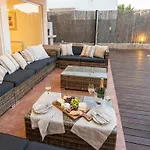 Villa Med A 2 Kilometros Andando De La Playa, Del Puerto De Aguadoç Y A 4 Del Centro De Muy Soleada Todo El Dia Capacidad Superior A 16 Personas No Requiere Coche *